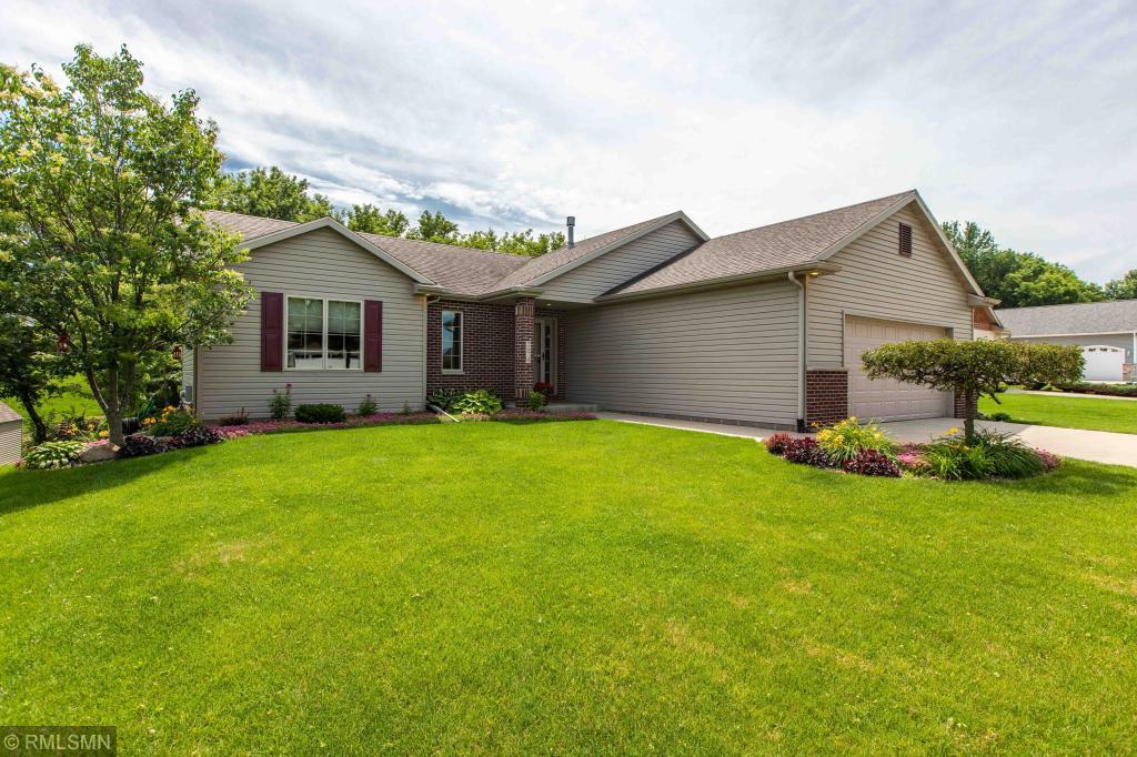 2674 Flagstone Lane Northwest Rochester, MN 55901 - Photo 1 of 27 Gallery Image 1