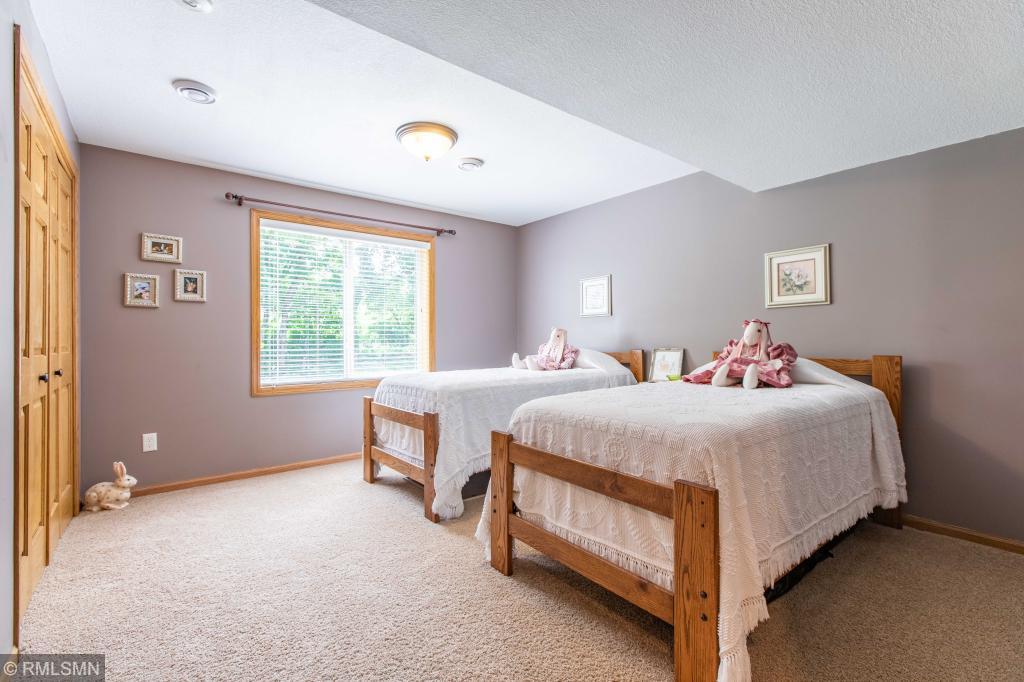 2674 Flagstone Lane Northwest Rochester, MN 55901 - Photo 14 of 27 Gallery Image 14