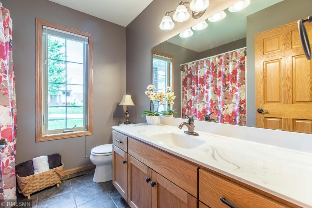 2674 Flagstone Lane Northwest Rochester, MN 55901 - Photo 22 of 27 Gallery Image 22