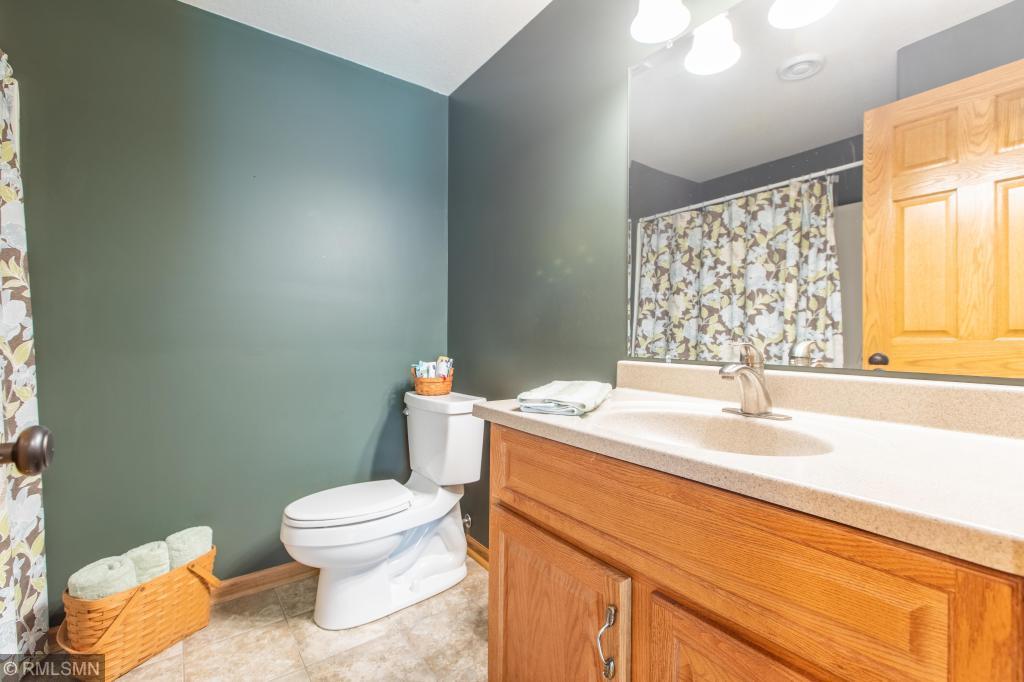 2674 Flagstone Lane Northwest Rochester, MN 55901 - Photo 10 of 27 Gallery Image 10
