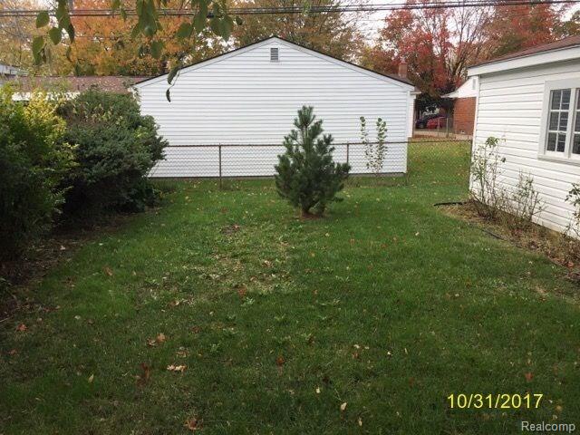 30917 Calahan Road Roseville, MI 48066 - Photo 13 of 72 unflagged_017.jpg