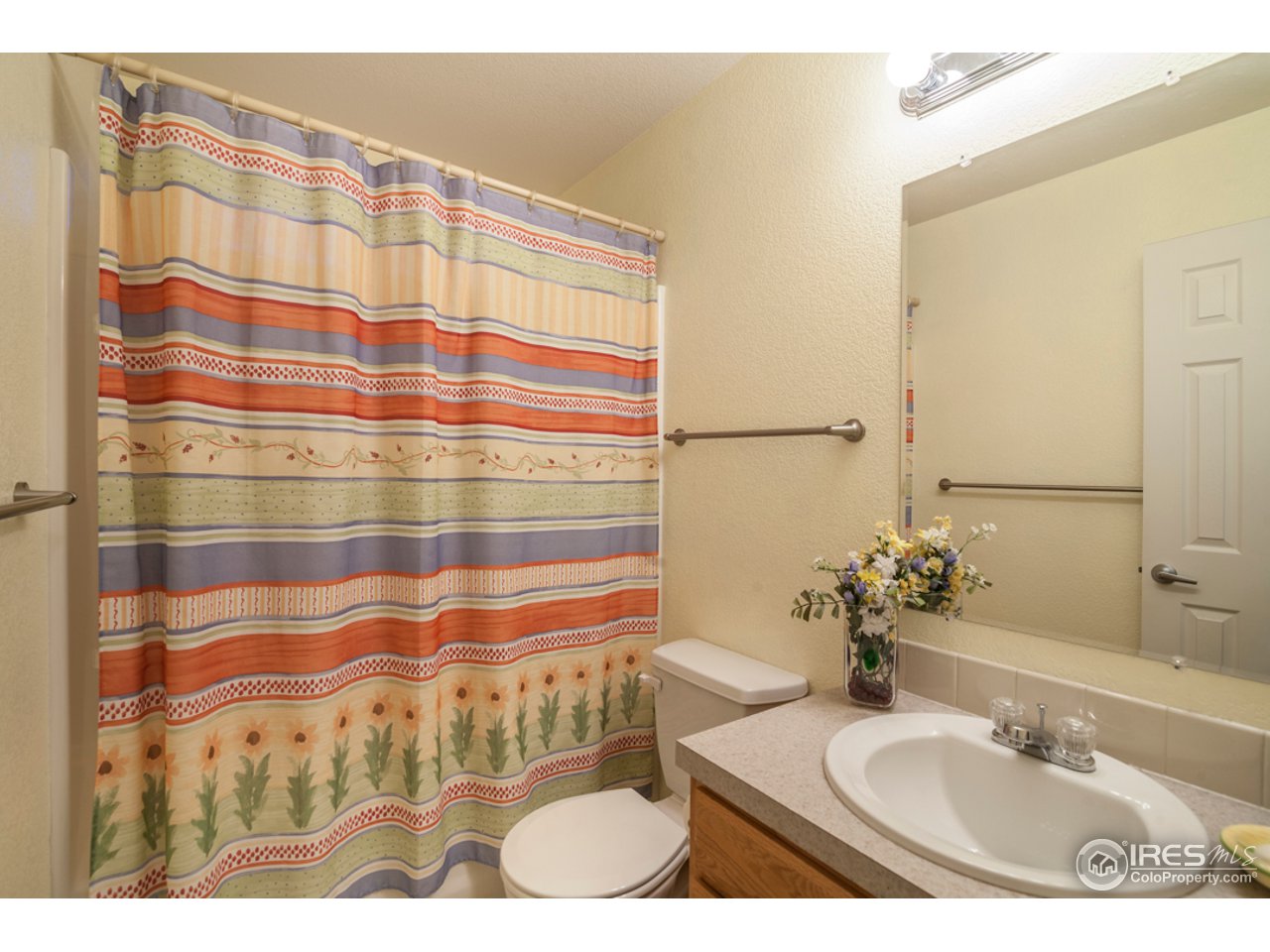 6948 McClellan Road Wellington, CO 80549 - Photo 30 of 36 and like new condition