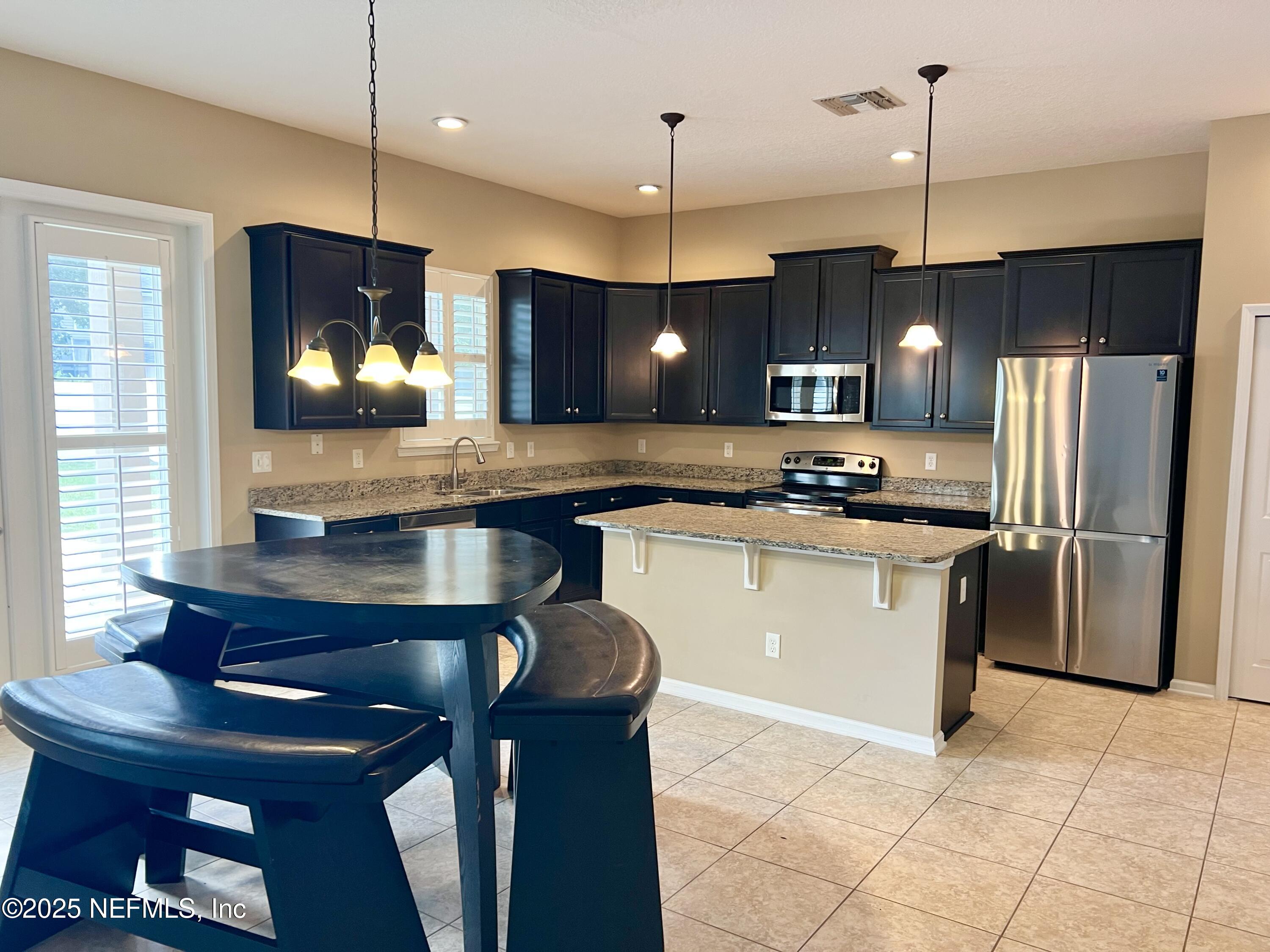 11156 Limerick Drive Jacksonville, FL 32221 - Photo 15 of 49 Kitchen