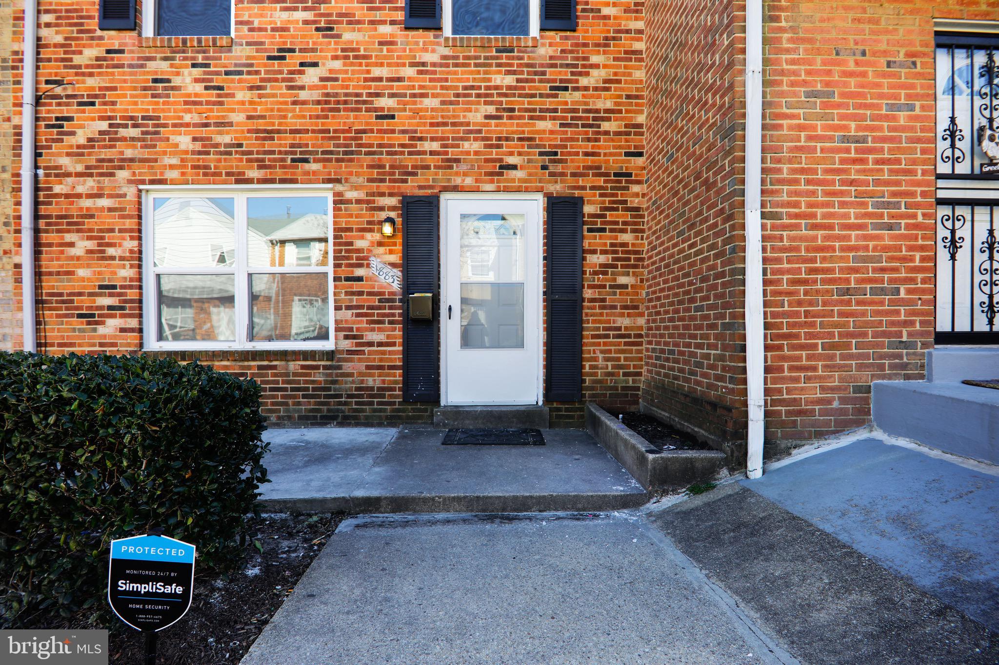 1883 Addison Road South District Heights, MD 20747 - Photo 8 of 11