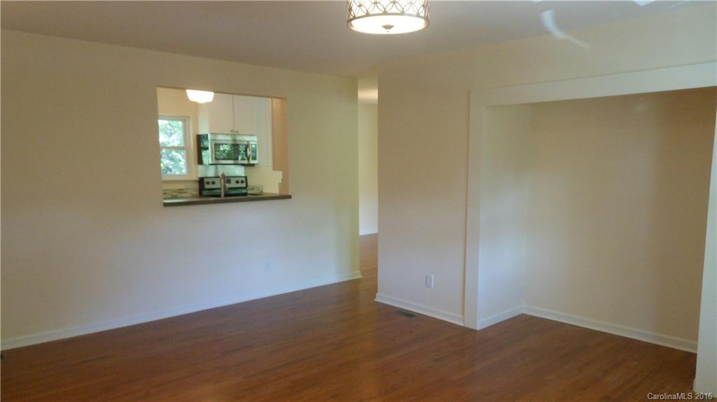 224 Long Branch Road Swannanoa, NC 28778 - Photo 4 of 24 Gallery Image 4