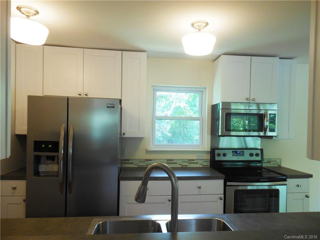 224 Long Branch Road Swannanoa, NC 28778 - Photo 7 of 24 Gallery Image 7