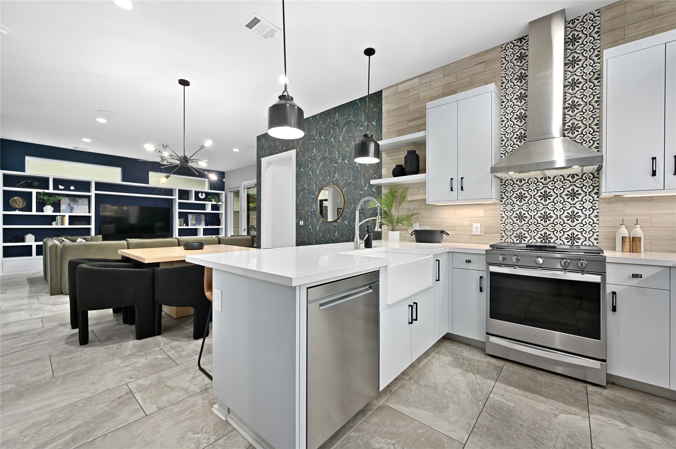 1310 Comal Street Austin, TX 78702 - Photo 13 of 39