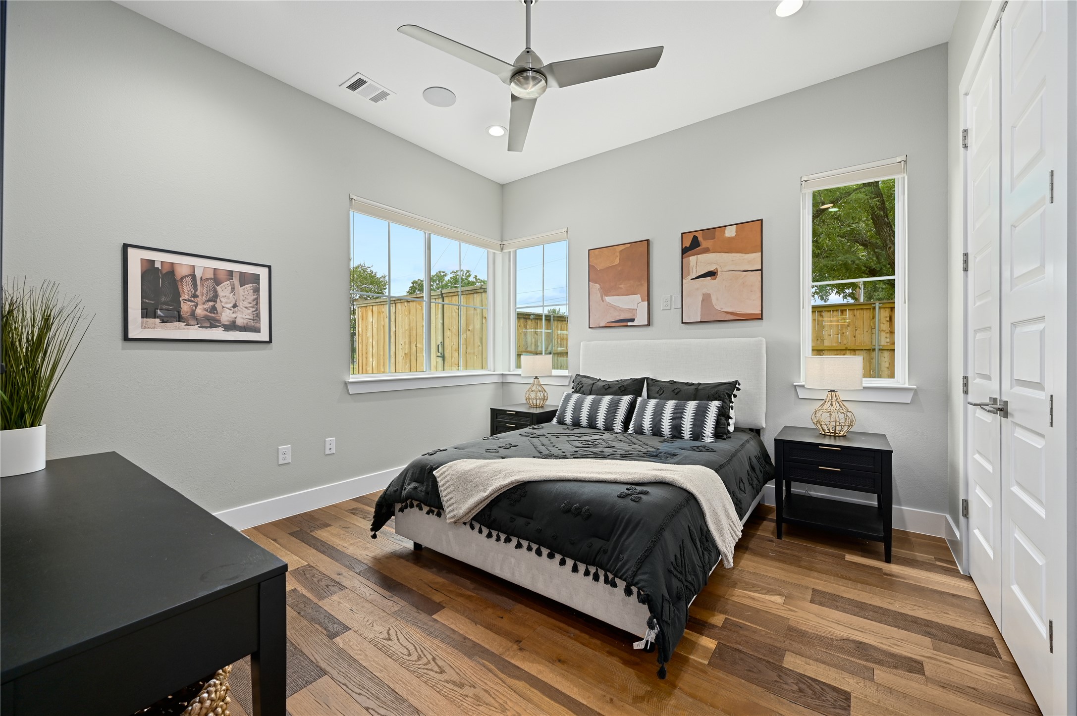 1310 Comal Street Austin, TX 78702 - Photo 19 of 39