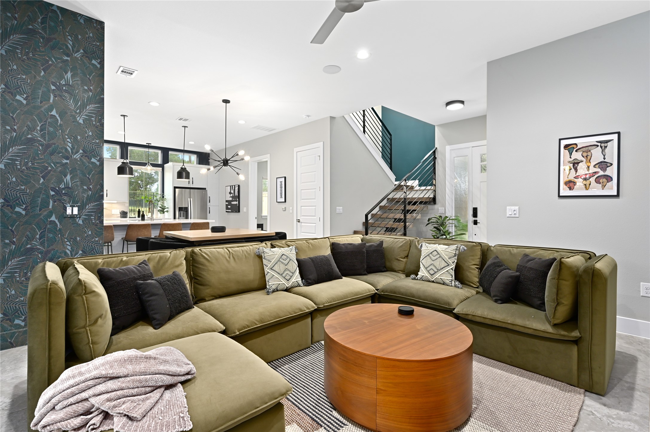 1310 Comal Street Austin, TX 78702 - Photo 9 of 39