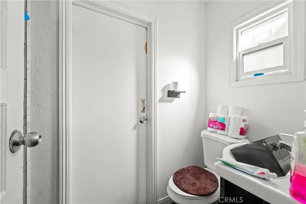 $990,000 | 1438 East 20th Street, Los Angeles, CA 90011