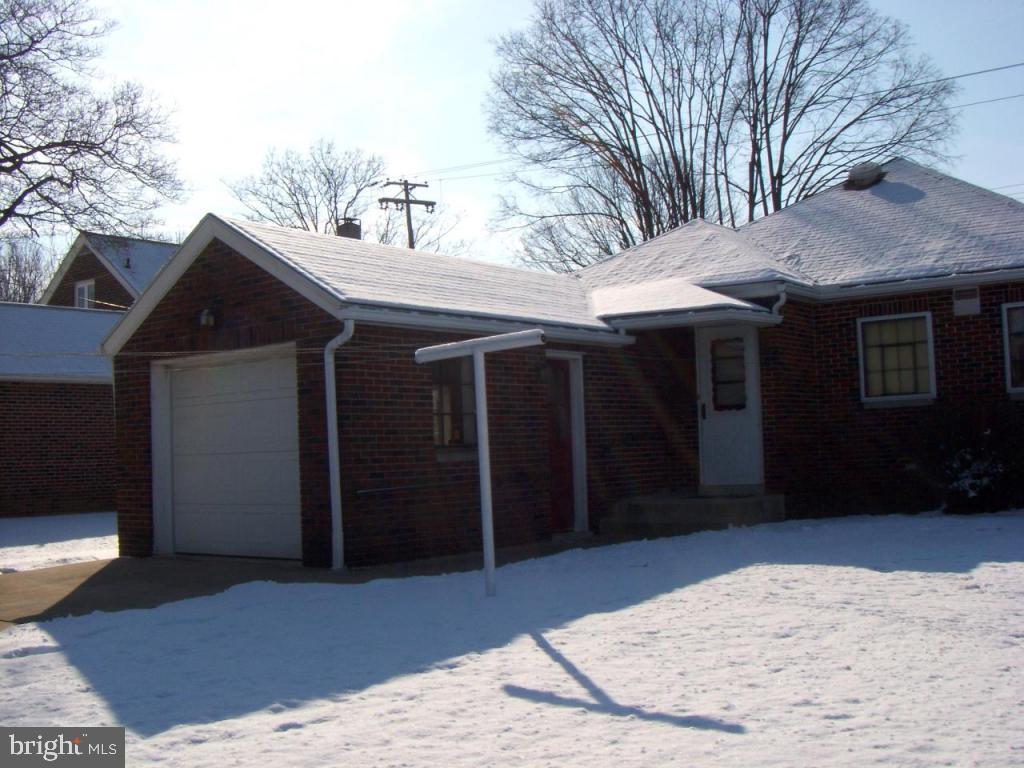 102 South Forge Road Palmyra, PA 17078 - Photo 3 of 14 Gallery Image 3