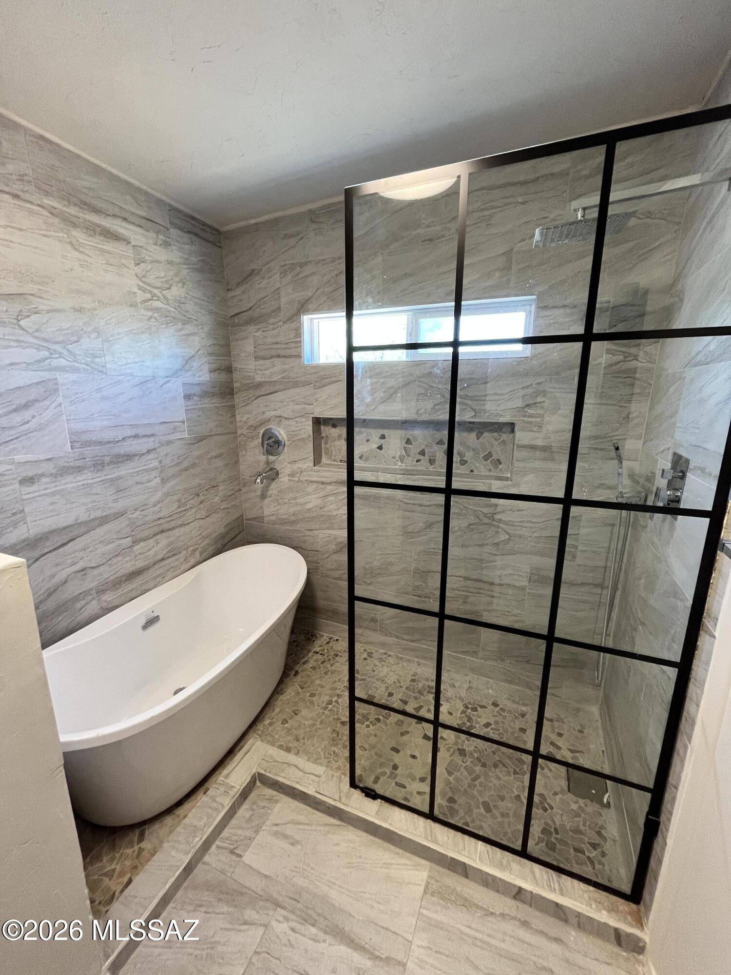 2220 East Grant Road, Unit B Tucson, AZ 85719 - Photo 8 of 11