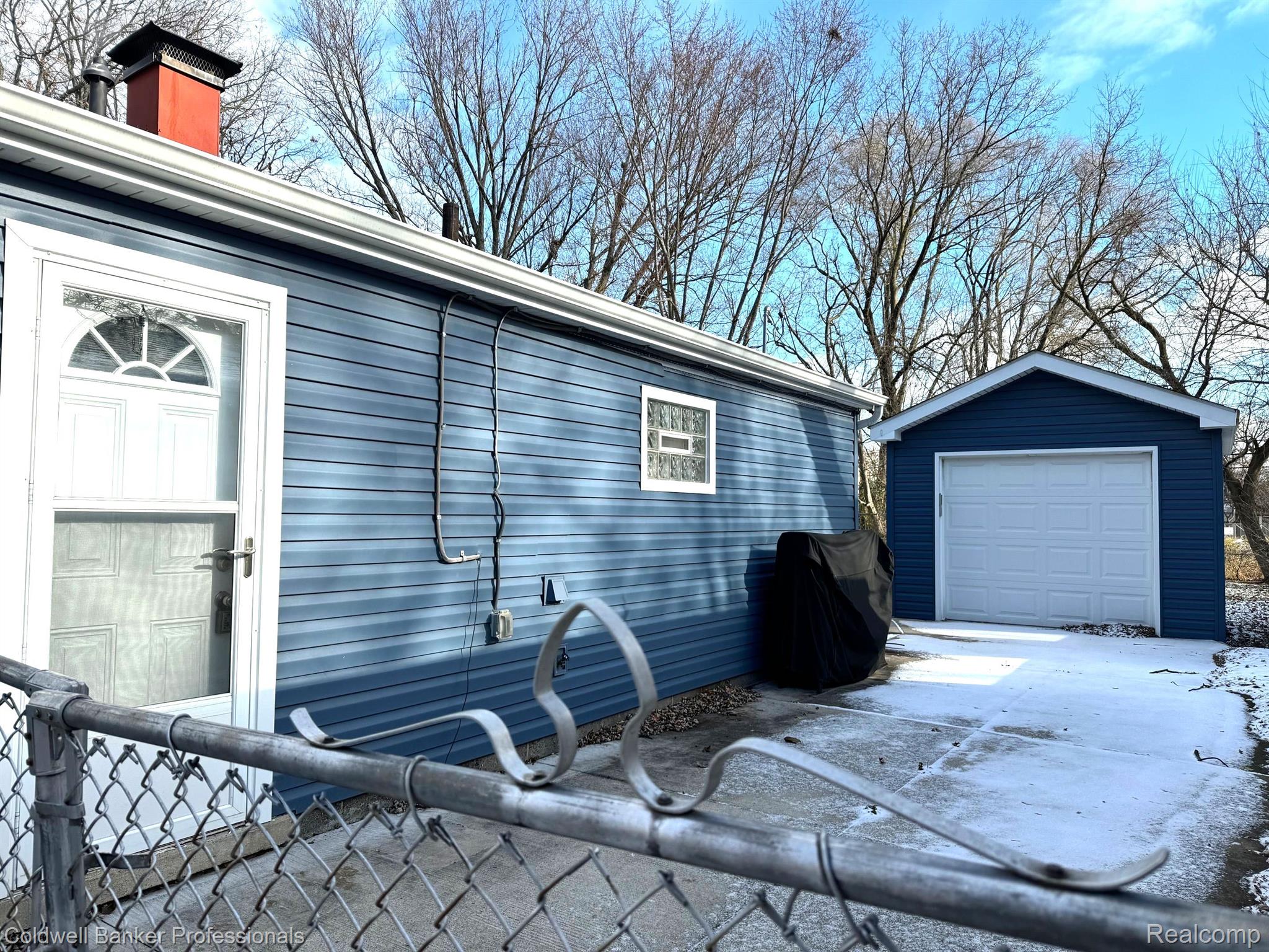 660 Stratford Road Ferndale, MI 48220 - Photo 3 of 19 Gallery Image 3