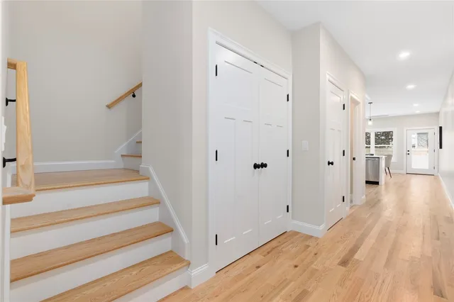 $425,000 | 2907 Post Road, Unit 3, Warwick, RI 02886