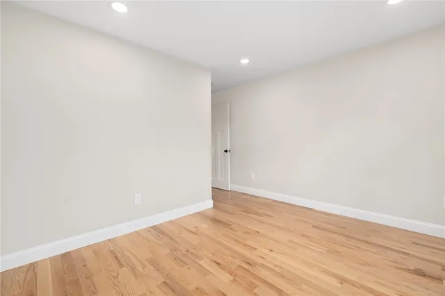 $425,000 | 2907 Post Road, Unit 3, Warwick, RI 02886