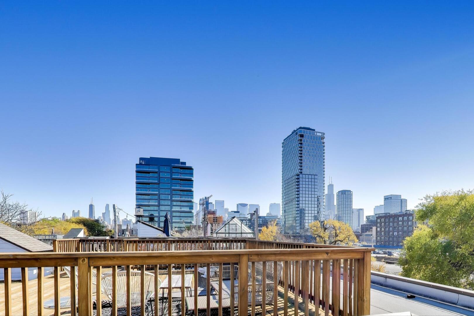 400 North Racine Avenue, Unit 204 Chicago, IL 60642 - Photo 28 of 28