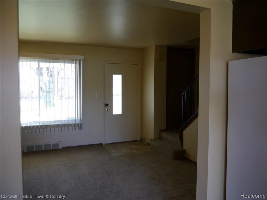 460-470 Barker Road Whitmore Lake, MI 48189 - Photo 2 of 16 P1100391.JPG