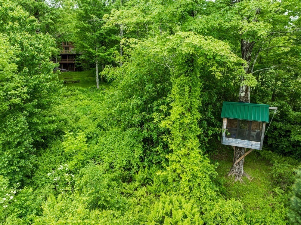 496 Old Post Road Worthington, MA 01098 - Photo 32 of 36