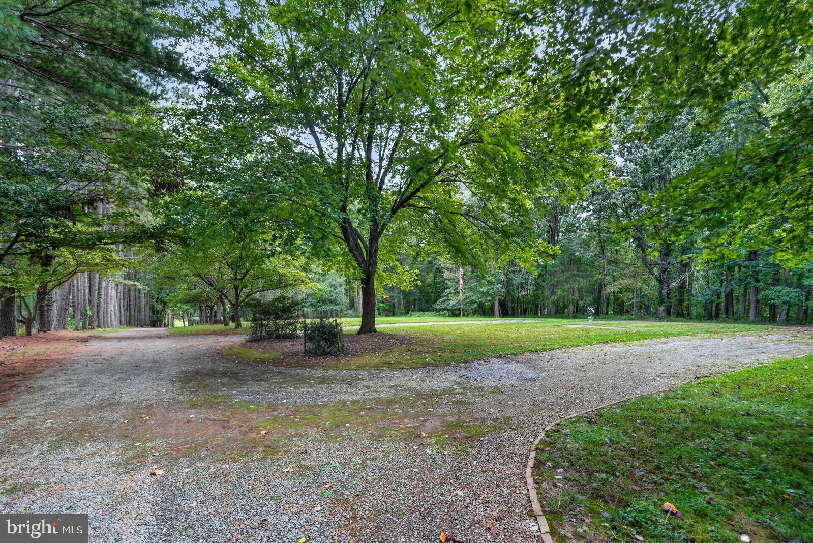 4915 Sundown Road Gaithersburg, MD 20882 - Photo 55 of 64 Wonderful parking including a circle in front yard