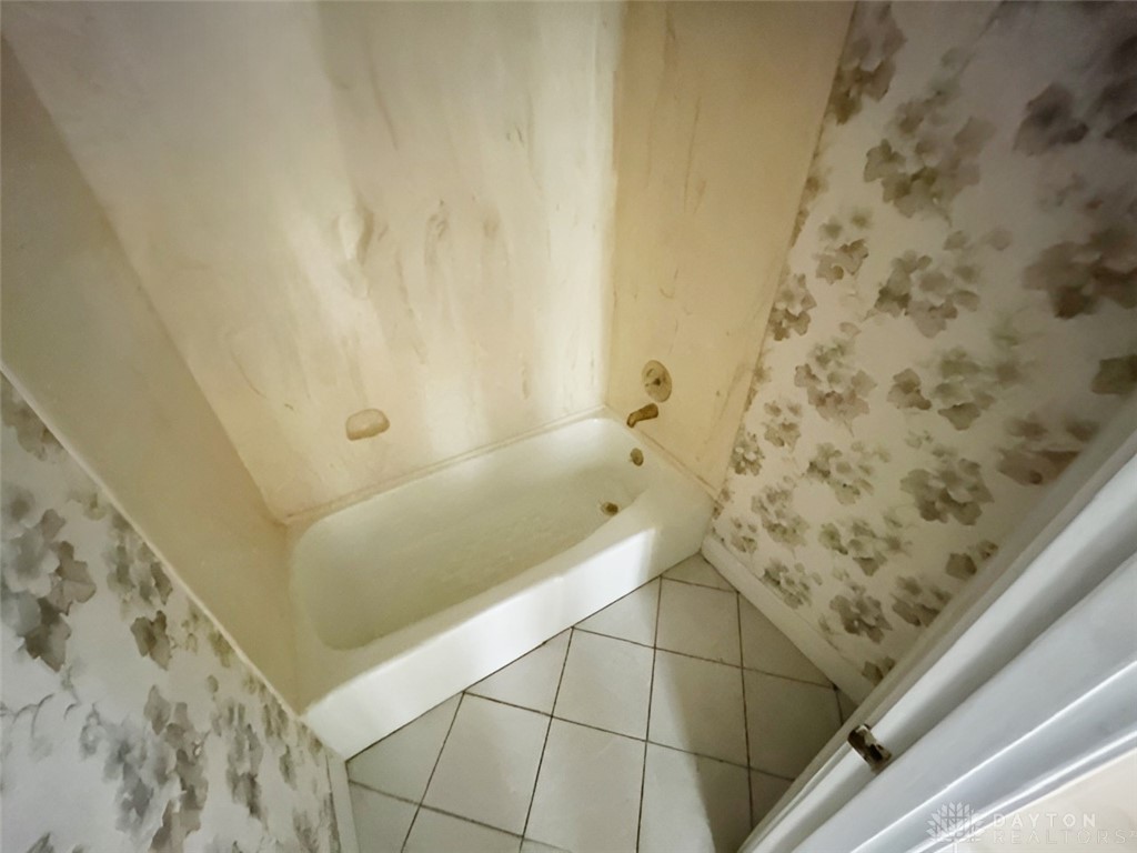 4742 Tait Circle Road Kettering, OH 45429 - Photo 20 of 47 Gallery Image 20