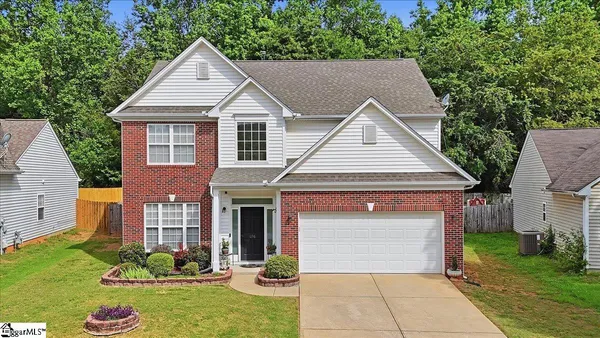 $379,900 | 696 Timber Walk Drive, Simpsonville, SC 29681