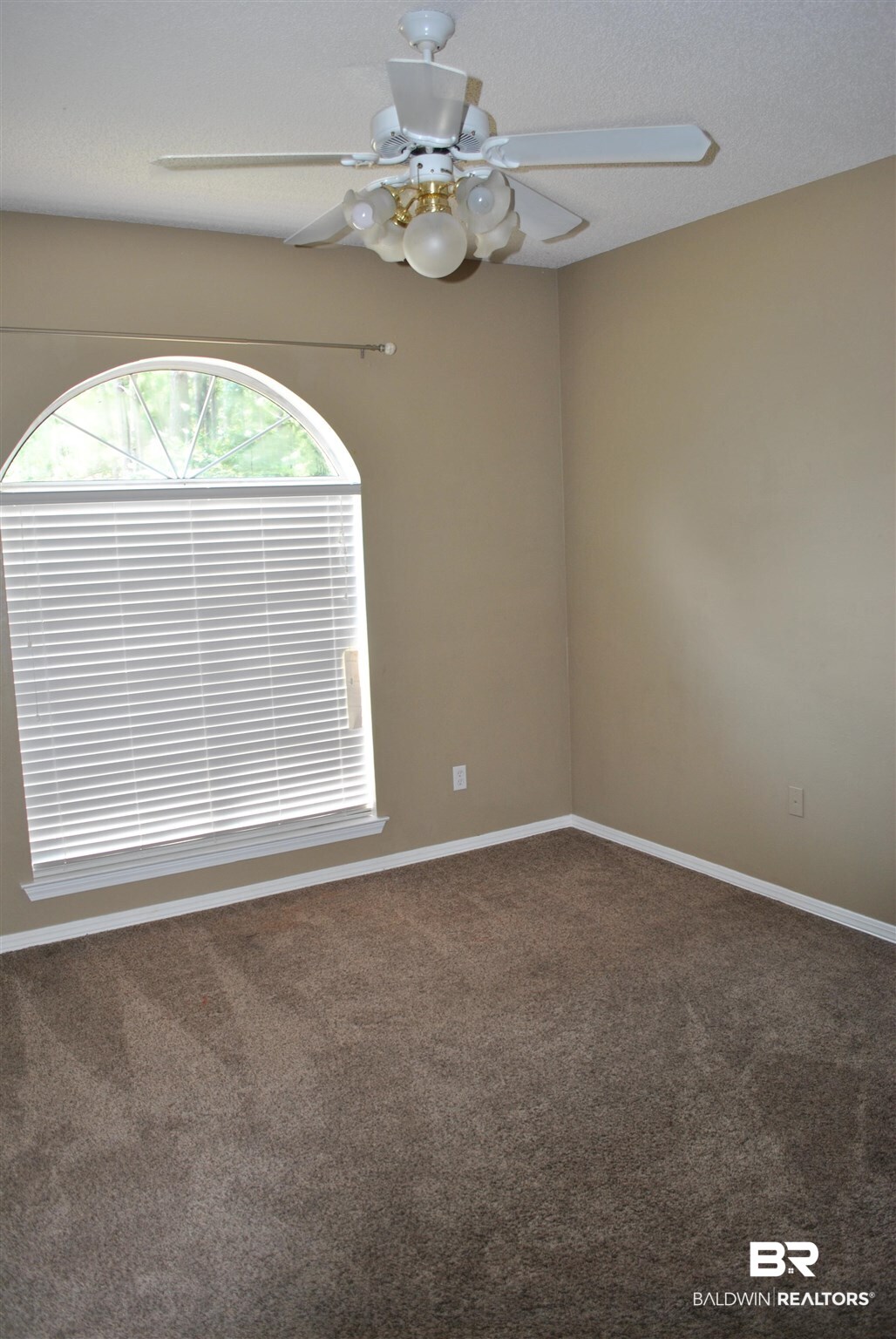 158 Lakeview Loop Daphne, AL 36526 - Photo 20 of 28