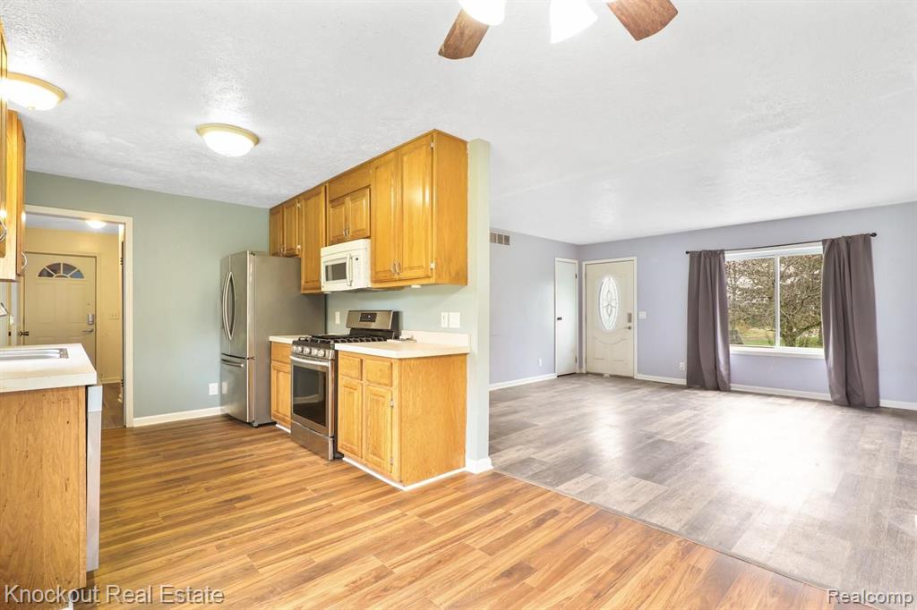 6024 Gunnell Road Millington, MI 48746 - Photo 8 of 35