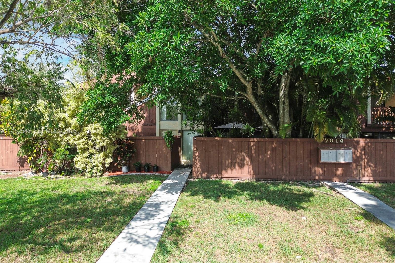 7014 Southwest 114th Place, Unit C53 Miami, FL 33173 - Photo 40 of 55