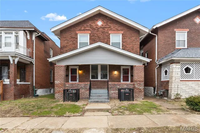 $1,250 | 4040 Shreve Avenue, Unit A, St. Louis, MO 63115