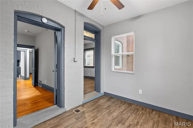 $1,250 | 4040 Shreve Avenue, Unit A, St. Louis, MO 63115