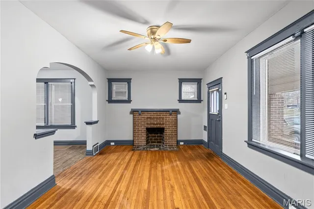 $1,250 | 4040 Shreve Avenue, Unit A, St. Louis, MO 63115