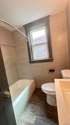 $1,350 | 4040 Shreve Avenue, Unit A, St. Louis, MO 63115