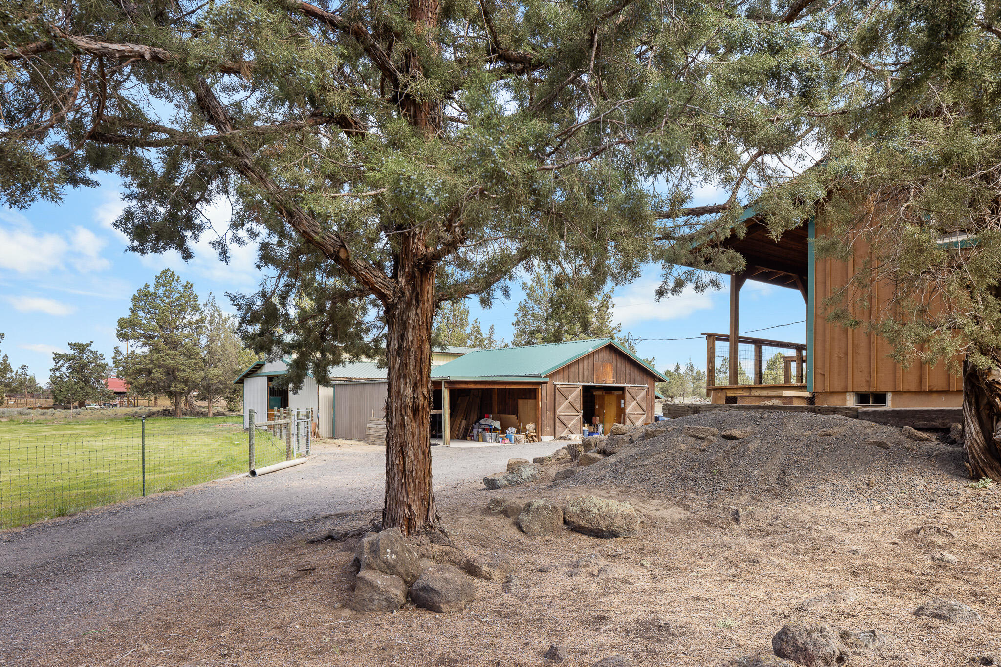 575 Southwest 55th Place Redmond, OR 97756 - Photo 52 of 59
