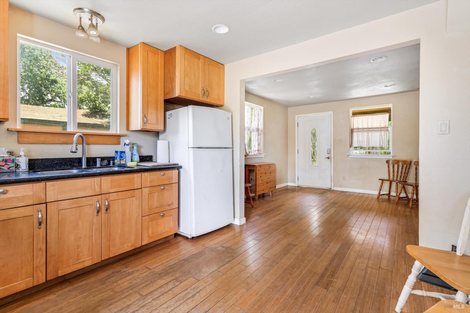 3966 Golden Gate Avenue Santa Rosa, CA 95407 - Photo 7 of 19