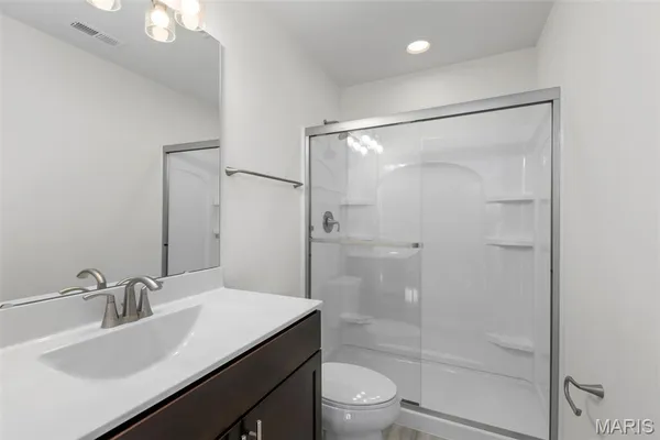 $239,900 | 2 Arlington At River Bluffs Meadows, Florissant, MO 63031
