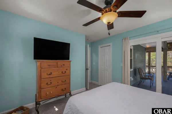 $1,200,000 | 209 Sea Oats Lane, Southern Shores, NC 27949