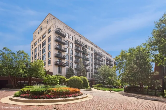 $534,900 | 1524 South Sangamon Street, Unit 802, Chicago, IL 60608