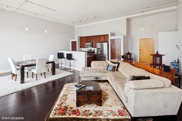 $534,900 | 1524 South Sangamon Street, Unit 802, Chicago, IL 60608