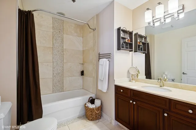 $534,900 | 1524 South Sangamon Street, Unit 802, Chicago, IL 60608