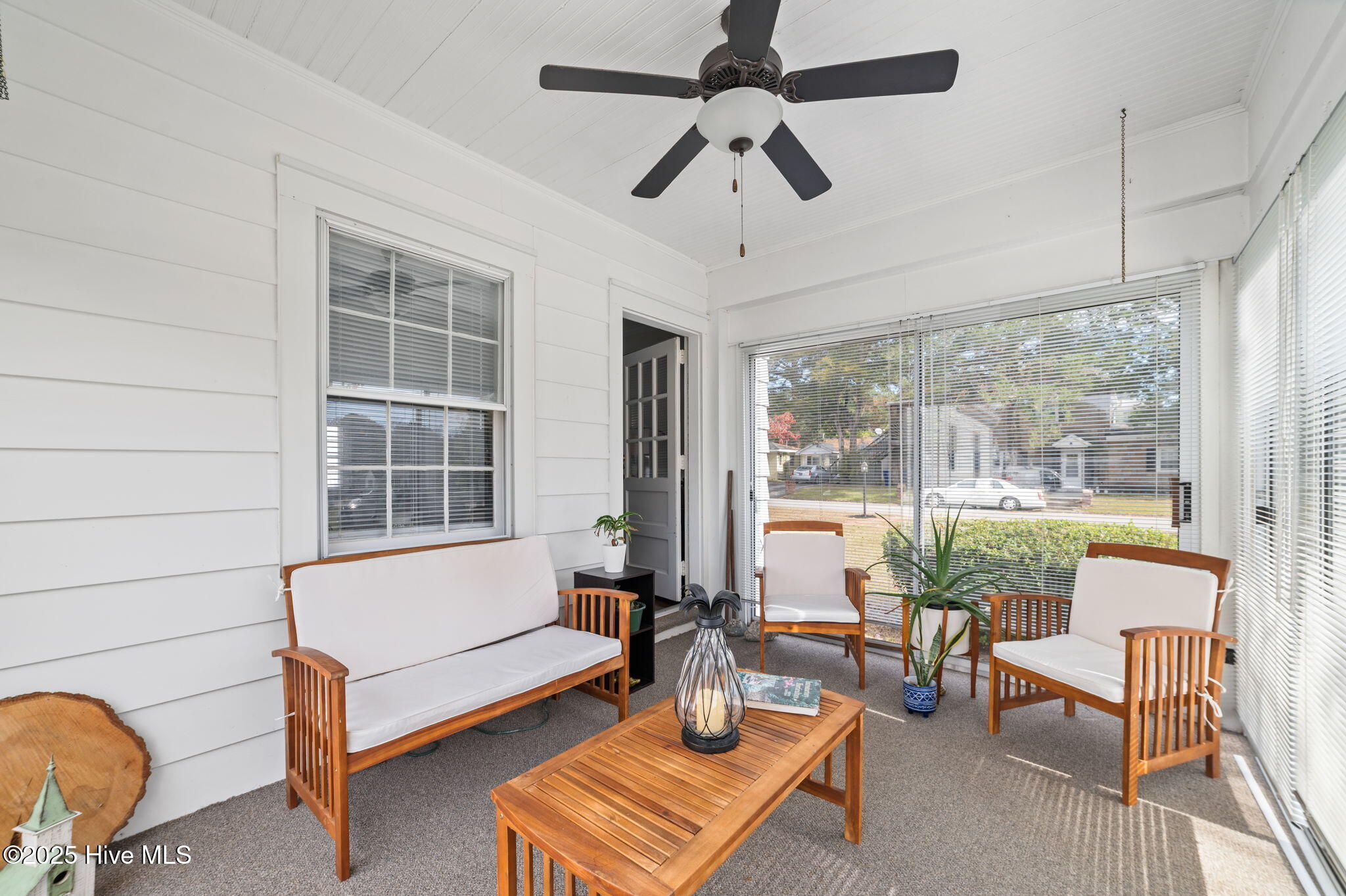 1500 Pollock Street Kinston, NC 28501 - Photo 10 of 51 Sunroom off of Living Room