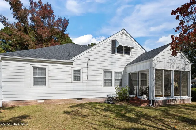 $220,000 | 1500 Pollock Street, Kinston, NC 28501