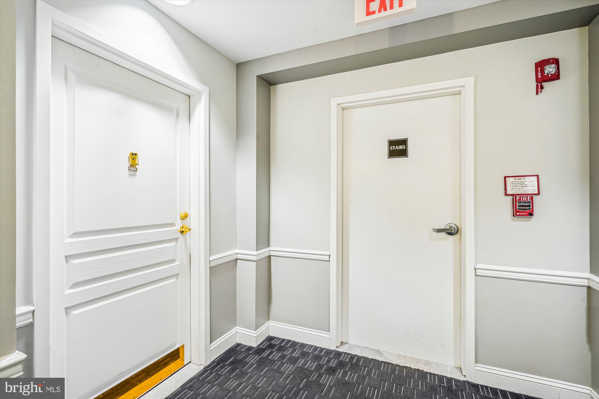 5563 Seminary Road, Unit 112 Falls Church, VA 22041 - Photo 26 of 33 Front Entry