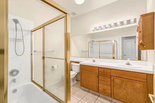 $449,000 | 7633 North Hanna Avenue, Fresno, CA 93722