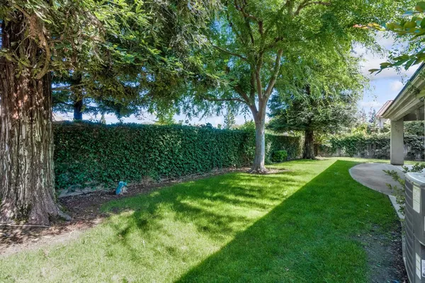 $449,000 | 7633 North Hanna Avenue, Fresno, CA 93722