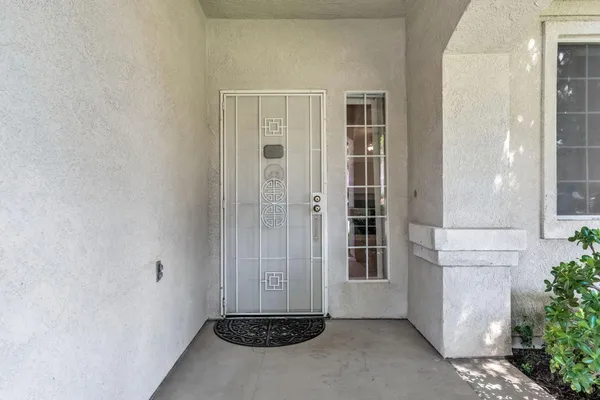 $449,000 | 7633 North Hanna Avenue, Fresno, CA 93722