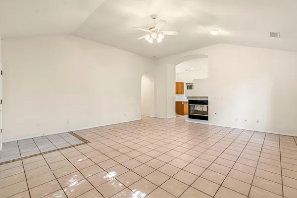 $449,000 | 7633 North Hanna Avenue, Fresno, CA 93722