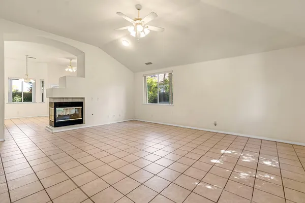 $449,000 | 7633 North Hanna Avenue, Fresno, CA 93722