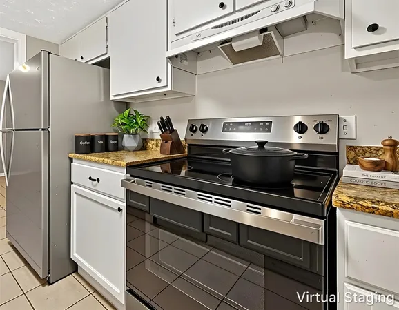 $1,450 | 9022 Wilcrest Drive, Unit 9022, Houston, TX 77099