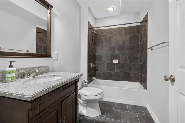 $769,900 | 740 Mayfair Court, Suwanee, GA 30024