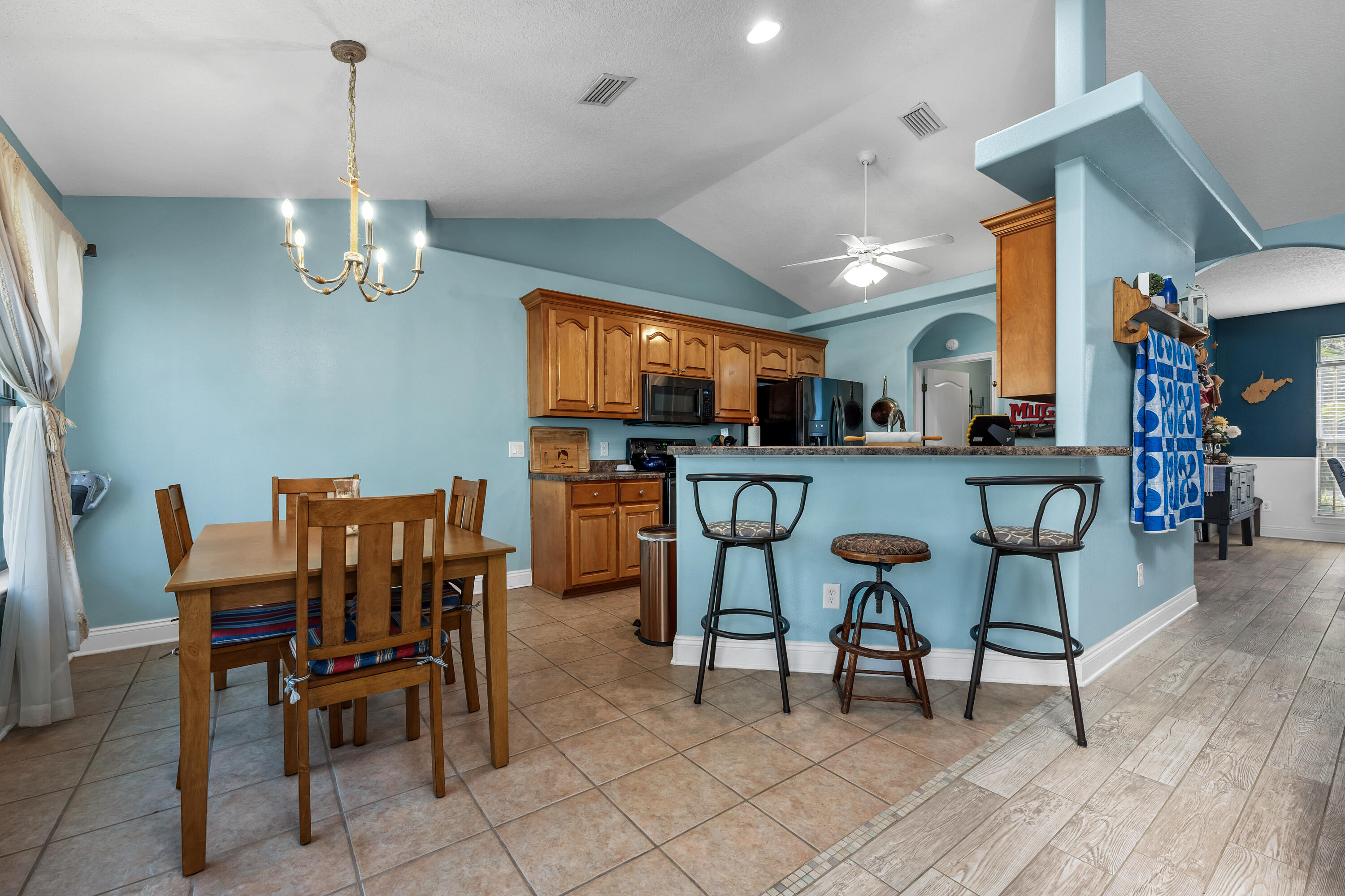 6616 Bryant Road Navarre, FL 32566 - Photo 20 of 61 6616 Bryant St - Navarre-17